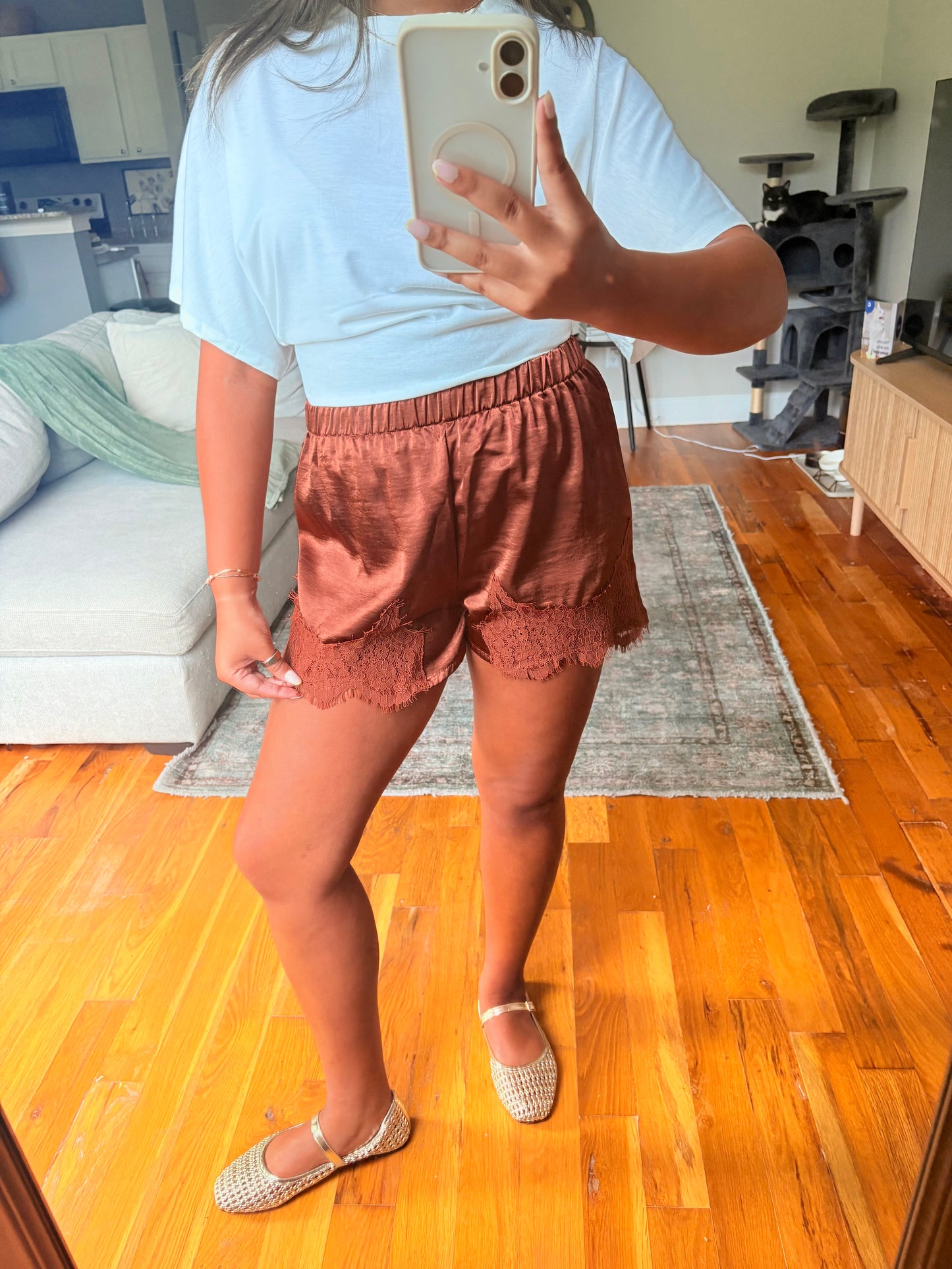weekend getaway shorts — chocolate