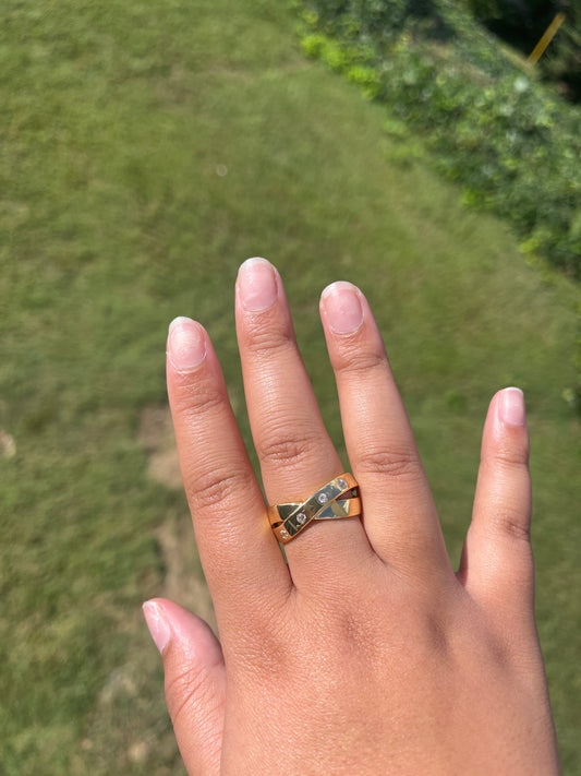 X Shape Crystal / Gold Ring