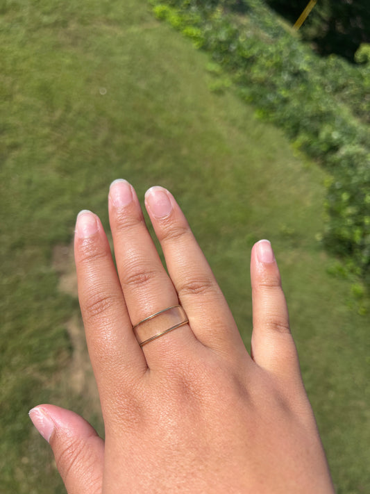 Acrylic + Gold Ring Thin