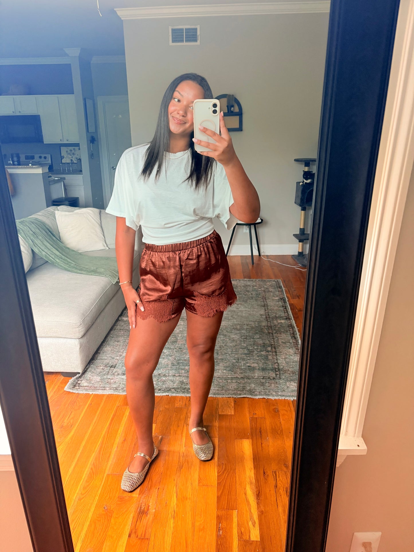 batwing basic top — white