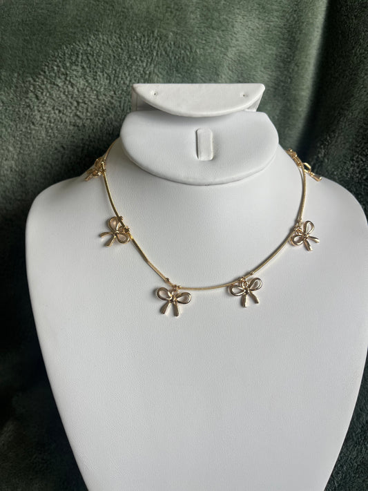 Bow Chain Choker