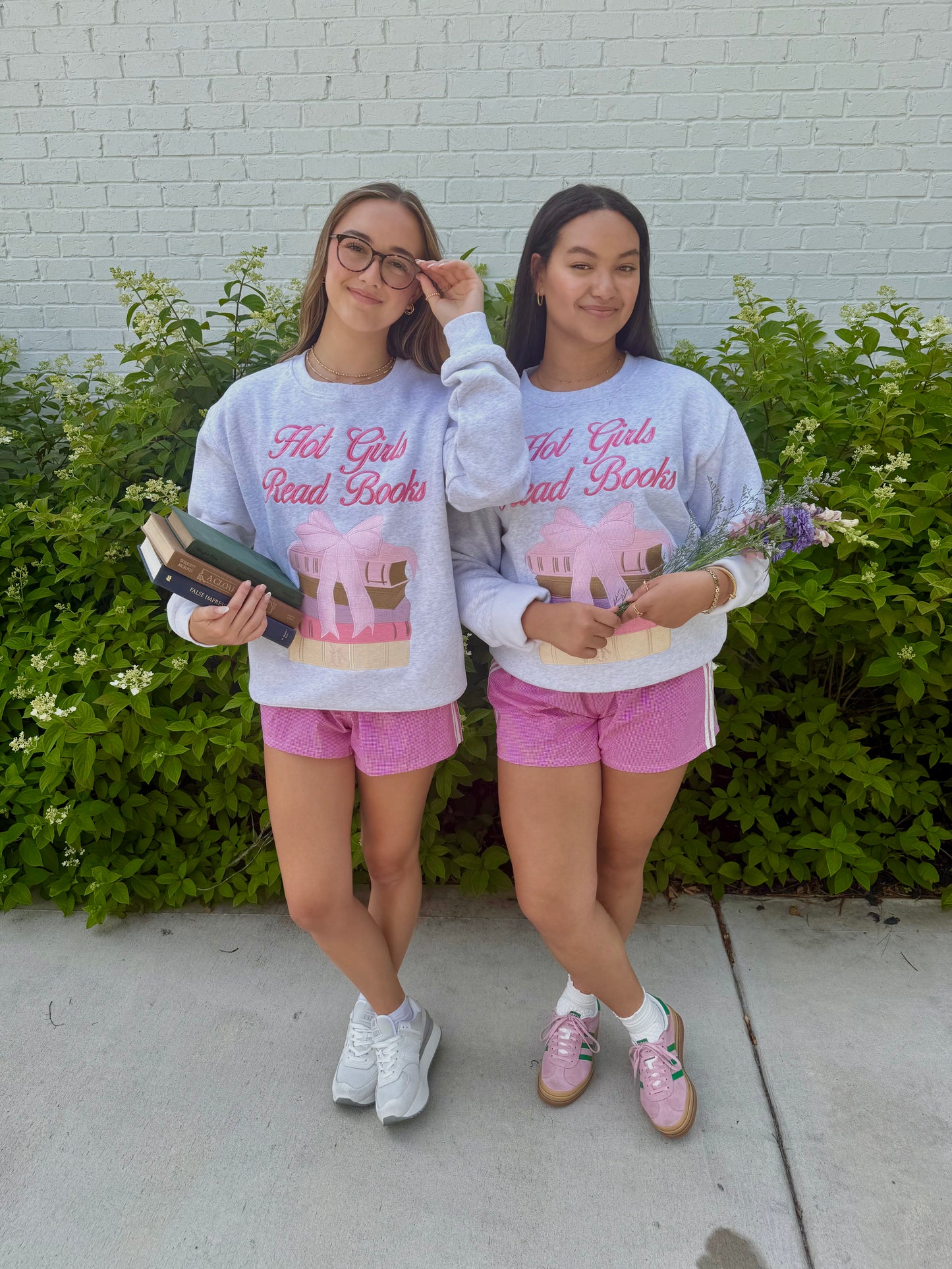 Hot Girls Read Books Crewneck